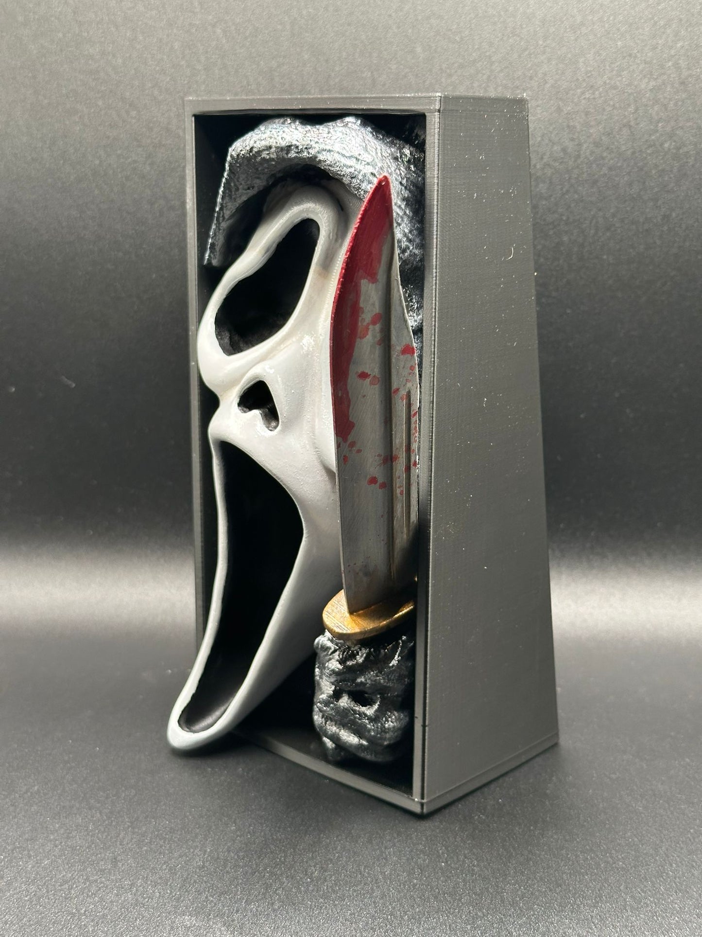 Fermalibro 3D Ghostface Dipinto a Mano